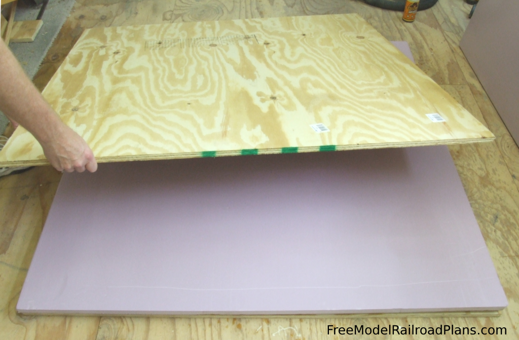 Free Model Railroad Plans roadbed plywood and foam sandwich with polyurethane glue