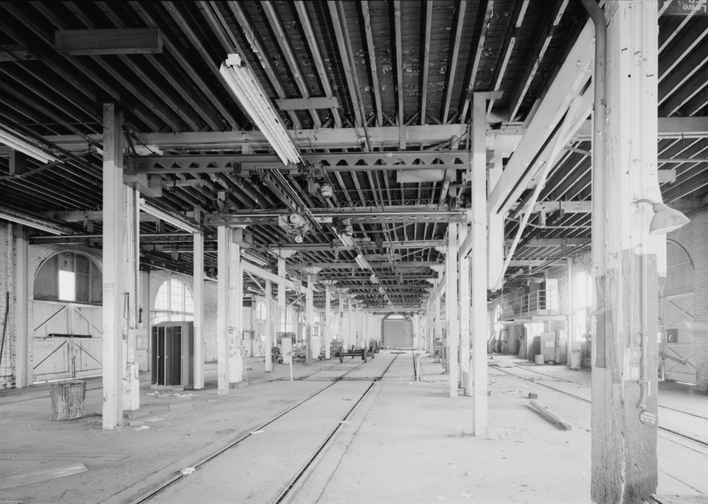 Southern Pacific Sacramento car machine shop, first floor, looking west. Photo by Jet Lowe.