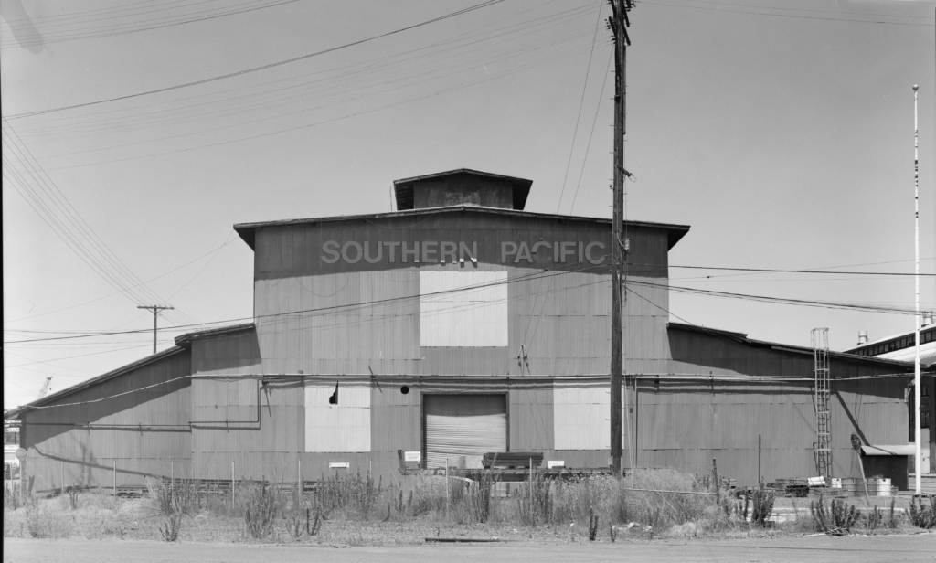 Southern Pacific Sacramento Shops Boiler shop, south elevation.  Jet Lowe, photographer
